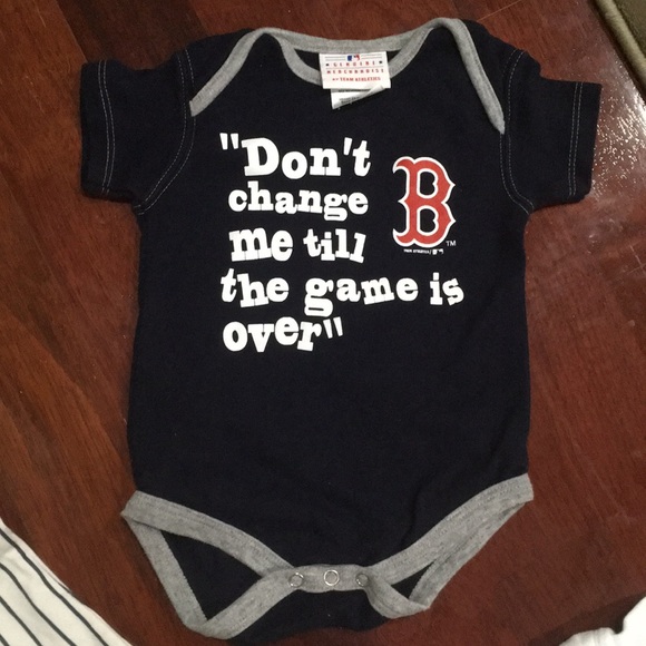 Boston Red Sox boy onesies bundle - Picture 5 of 8